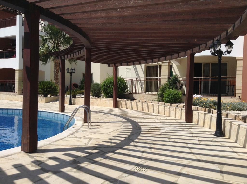 Adriana Holiday Resort Пафос Экстерьер фото
