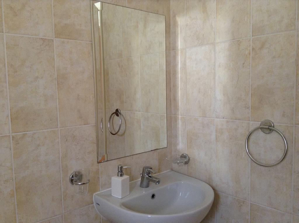Adriana Holiday Resort Пафос Номер фото