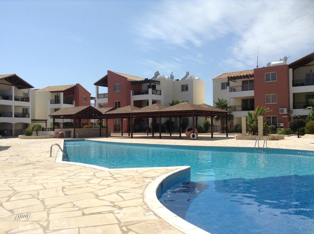 Adriana Holiday Resort Пафос Экстерьер фото