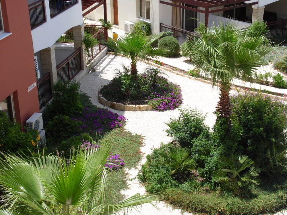 Adriana Holiday Resort Пафос Экстерьер фото