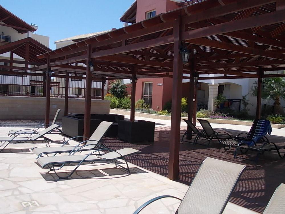 Adriana Holiday Resort Пафос Экстерьер фото
