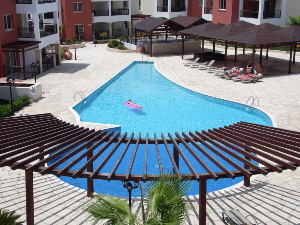Adriana Holiday Resort Пафос Экстерьер фото