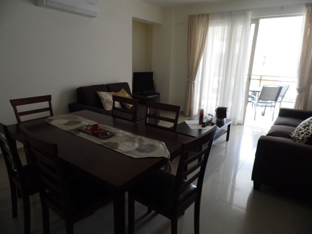 Adriana Holiday Resort Пафос Экстерьер фото